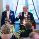 Kong Harald holdt velkomsttale under gallamiddagen. Foto: Heiko Junge / NTB scanpix